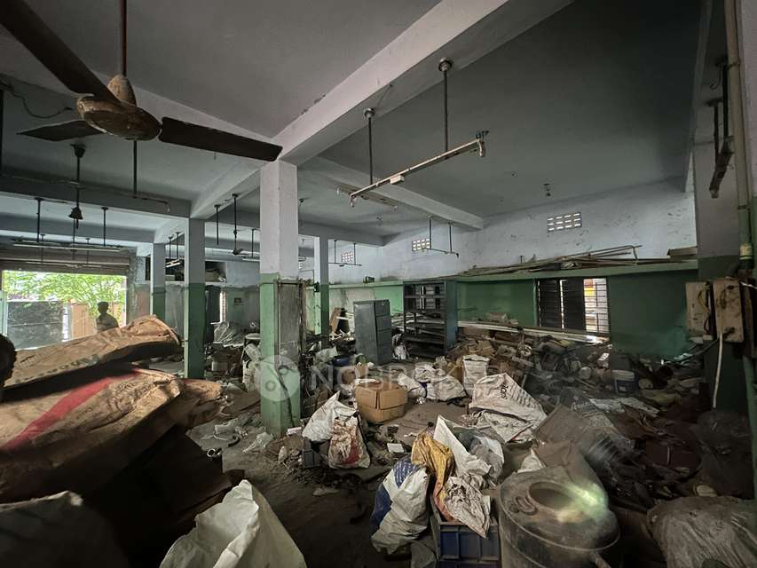 Godown/Warehouse in Adambakkam, Chennai for Rent 