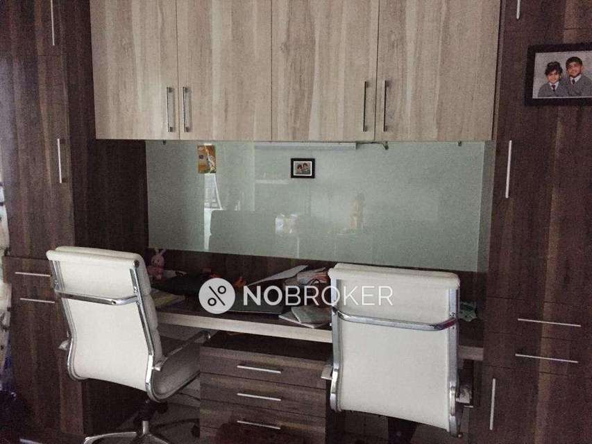 3 BHK Flat In President Leon For Sale  In President Leon