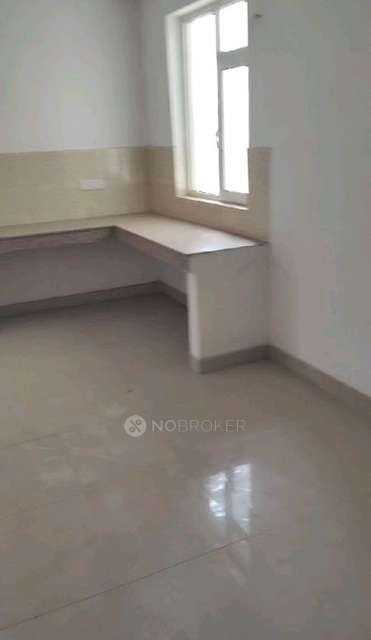 2 BHK Flat In Hcbs Sports Ville for Rent  In Sector 2 And 35