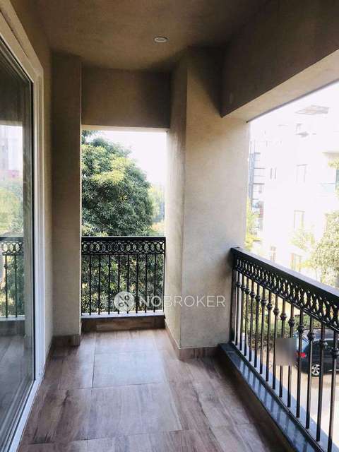 3 BHK Flat In Standalone Building   For Sale  In Sector 54