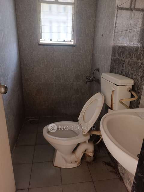 2 BHK Flat In Pristine City for Rent  In Bakori