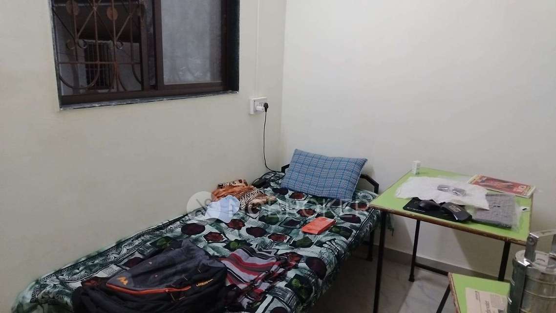 PG for Boys in Alandi