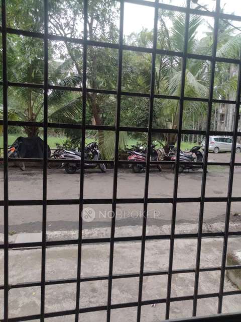 1 BHK Flat In Shri Navyuvak Chs For Sale  In Bhandup East