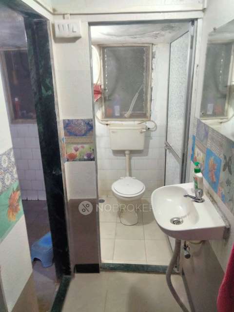 1 BHK Flat In Shri Navyuvak Chs For Sale  In Bhandup East