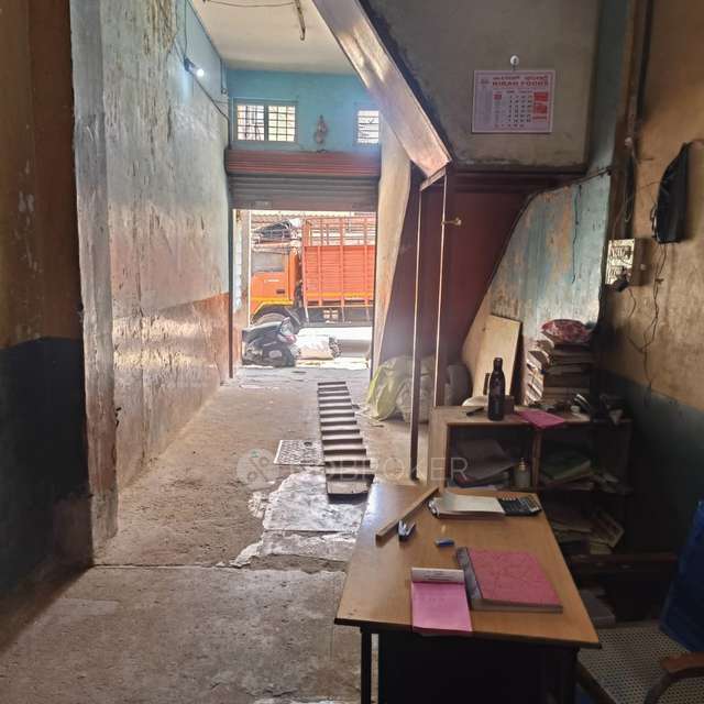 Shop in Tharagupet, Bangalore for Rent 