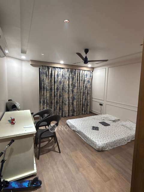 4 BHK Flat For Sale  In Kirti Nagar