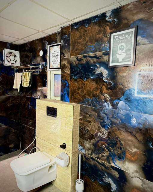 PG for Boys in Crossings Republik