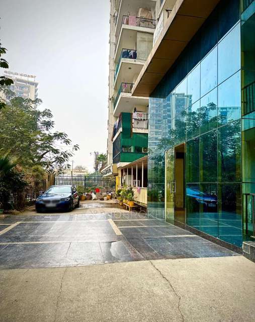 PG for Boys in Crossings Republik