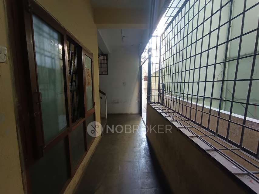 2 BHK Flat In Sri Sai Sadan For Sale  In Kalyan Nagar