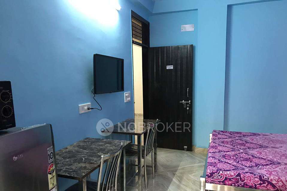 PG for Boys in Sector 7