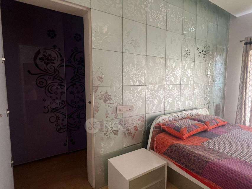 4+ BHK Flat In Northeast Excellence For Sale  In Hafeezpet