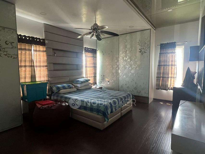 4+ BHK Flat In Northeast Excellence For Sale  In Hafeezpet