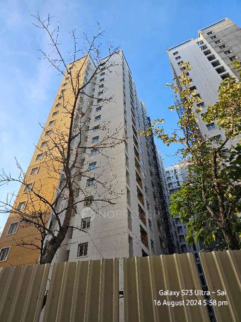 2 BHK Flat In Urbanrise Revolution One For Sale  In Padur