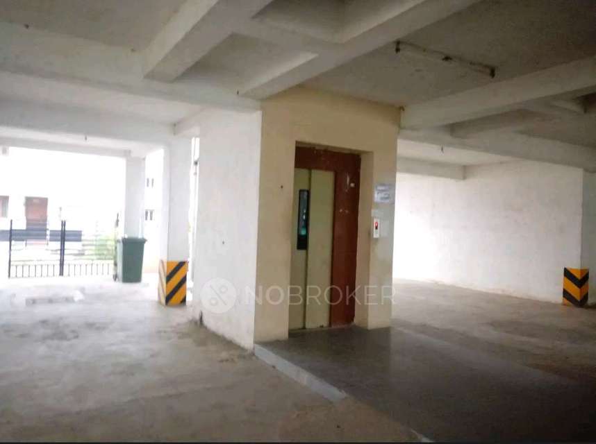 2 BHK Flat In Colorhomes Breeze Avenue, Mudichur For Sale  In Mudichur