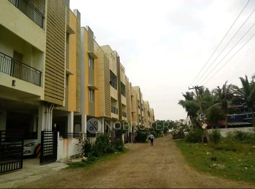 2 BHK Flat In Colorhomes Breeze Avenue, Mudichur For Sale  In Mudichur