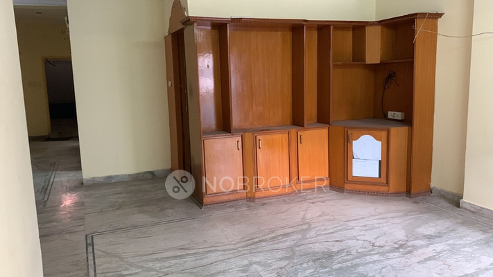 3 BHK Flat In Royal Residency for Rent  In Madhapur