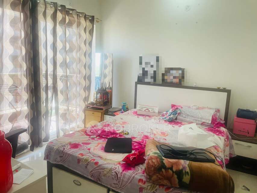 Single Room for Male In 3 BHK  In Uber Verdant In Doddakannelli