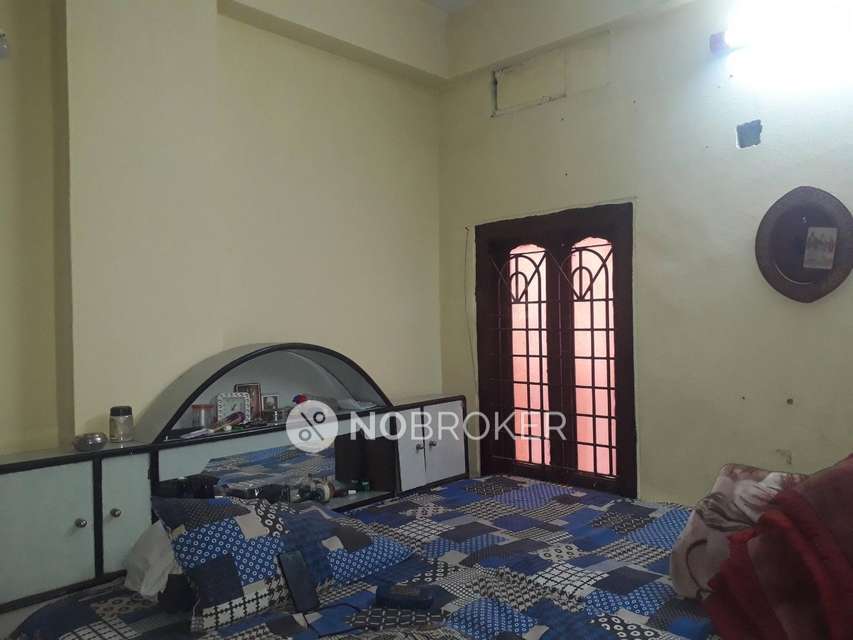 2 BHK Flat In Sri Guru Krupa Residency For Sale  In Ferozguda, Bowenpally