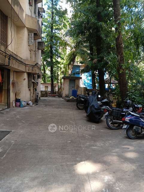 2 BHK Flat In Maa Gayatri Chs For Sale  In Mulund East