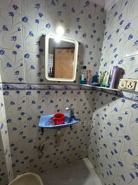 2 BHK Flat In Kanakia Sky Walk For Sale  In Kandivali West