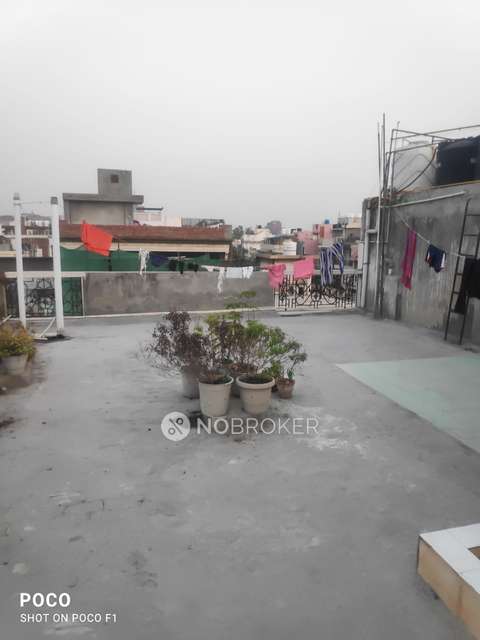 3 BHK Flat In Standalone Building  For Sale  In East Patel Nagar