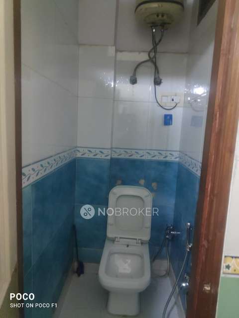 3 BHK Flat In Standalone Building  For Sale  In East Patel Nagar