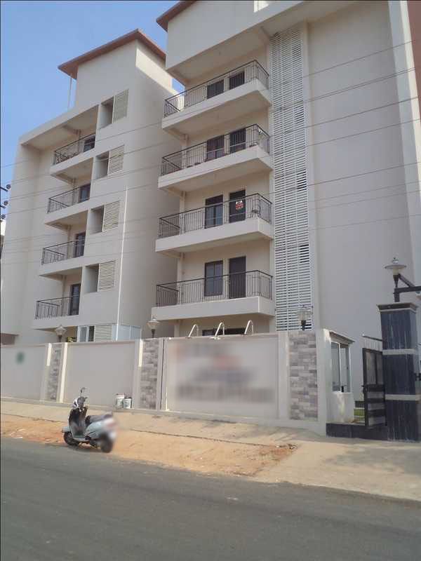 Amrutha Grandeur