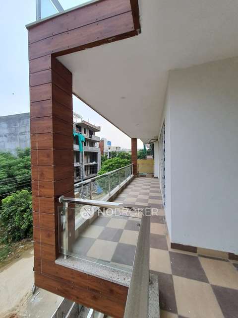 3 BHK Flat For Sale  In Sector 27