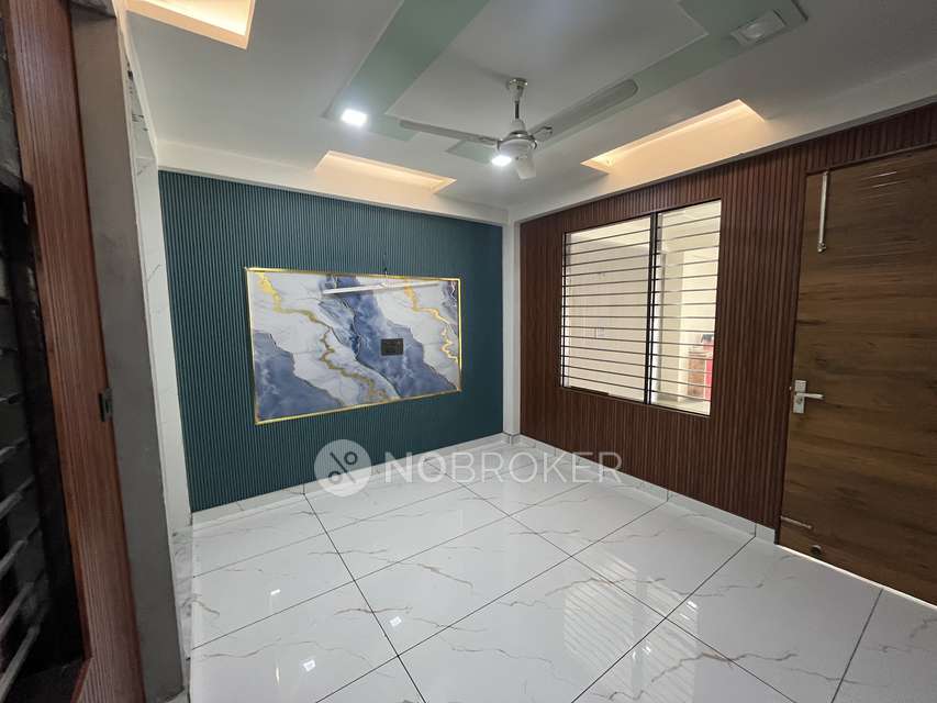 Office Space in Dtdc Courier Service, Faridabad for Rent 