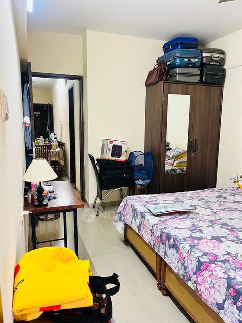 2 BHK Flat In Park Royale for Rent  In Rhatani