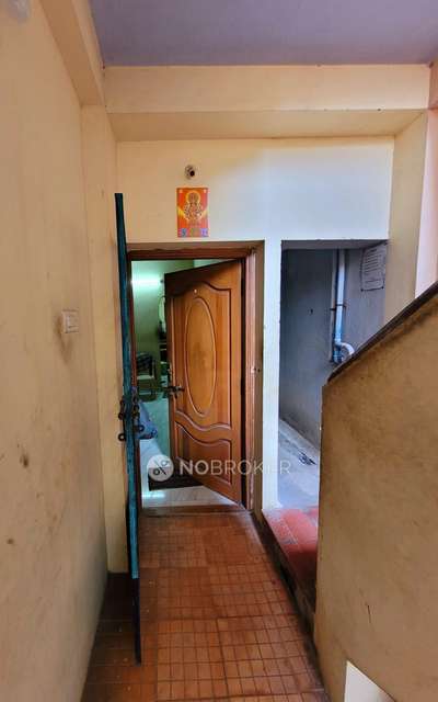 2 BHK Flat In Navin Flats  For Sale  In Ponniammanmedu