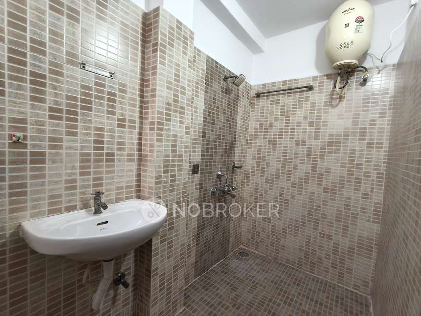 3 BHK Flat In Grade Fortuna For Sale  In Manikonda