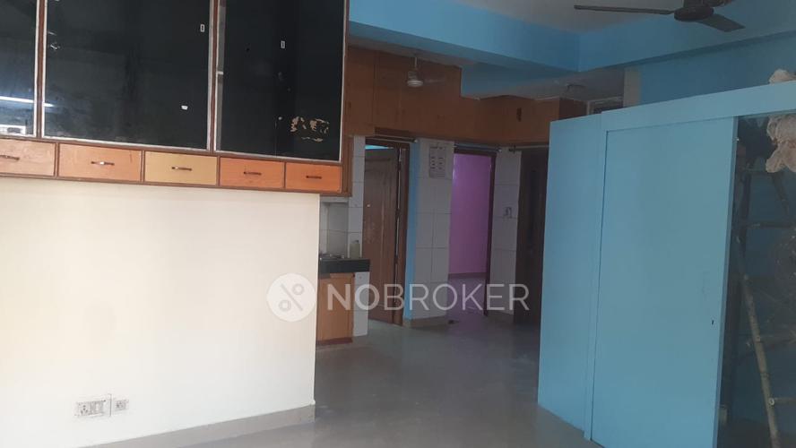 vishal apartment Vasundhara Enclave Without Brokerage Semifurnished