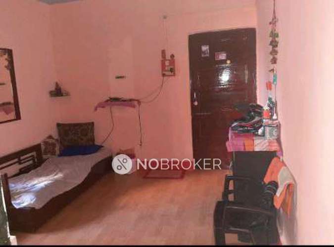 Standalone building Malad West Rent WITHOUT BROKERAGE Semifurnished