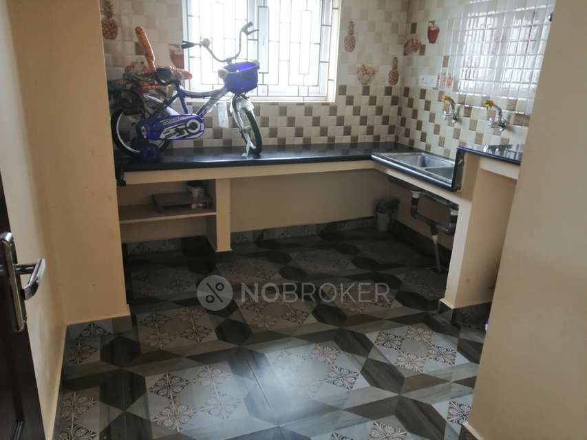 2 BHK Flat In Jamals Manazil for Rent  In Dadashamakan