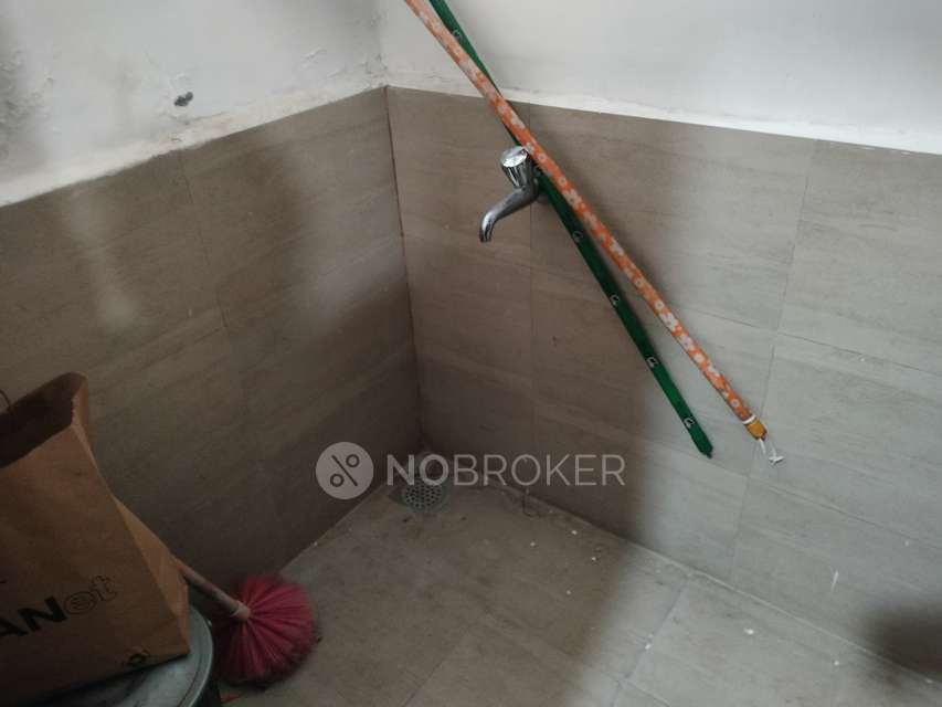 2 BHK Flat In Nsl East County For Sale  In Uppal