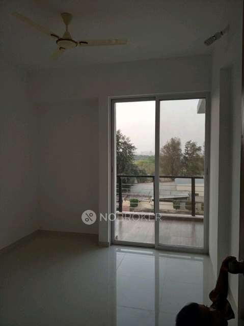 2 BHK Flat In Mantra Alkasa for Rent  In Hadapsar