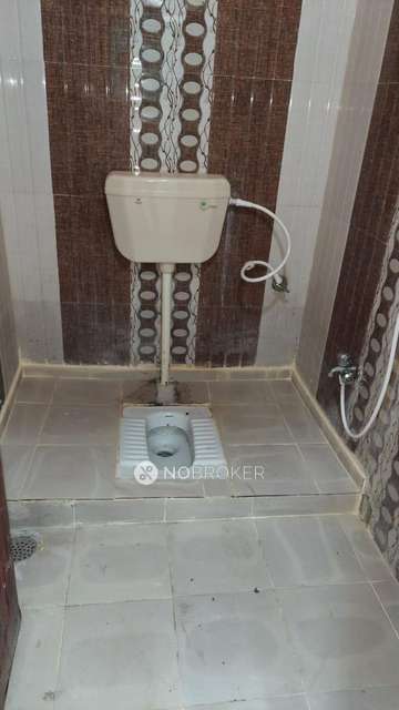 2 BHK Flat In Sri Lakshmi Nivas, Balapur X Roads For Sale  In Kanchan Bagh