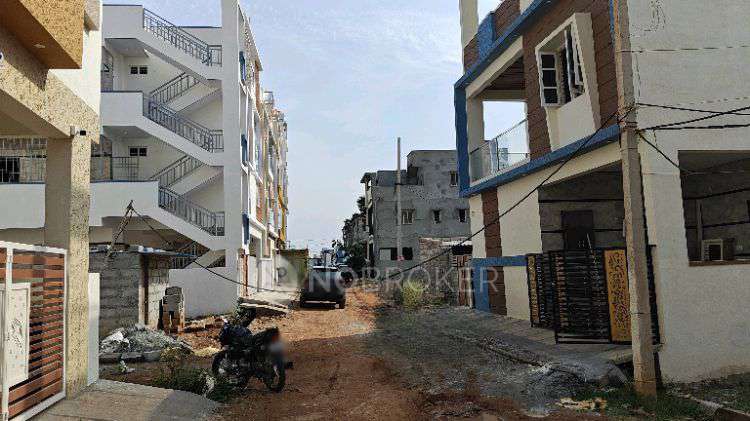4+ BHK House For Sale  In 1, Achappa Layout, Shriniketh Layout, Varadharaja Nagar, Bengaluru, Karnataka 560015, India