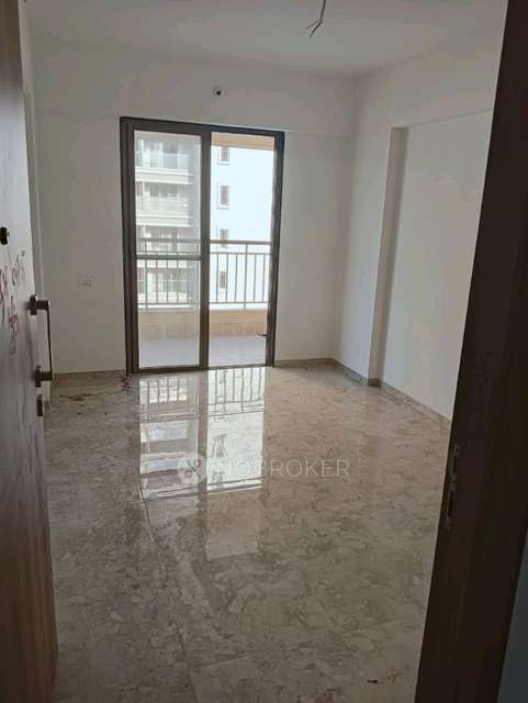 1 BHK Flat In Nexus Emerald for Rent  In Moshi