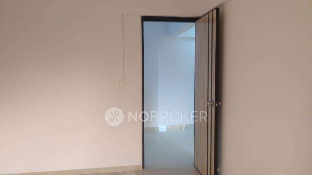 2 BHK Flat In Ganesh Krupa For Sale  In Borivali West