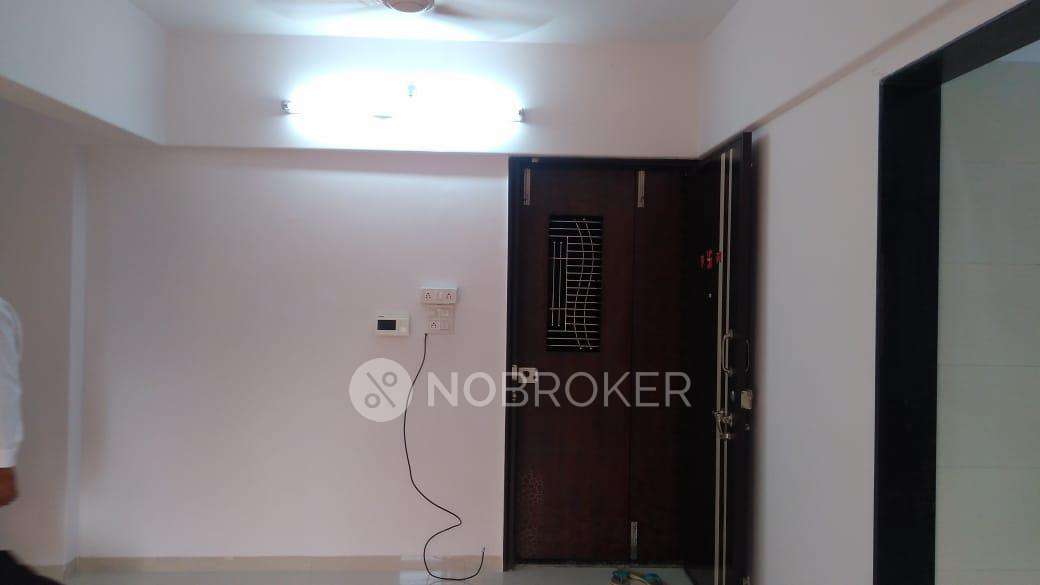 2 BHK Flat In Ganesh Krupa For Sale  In Borivali West