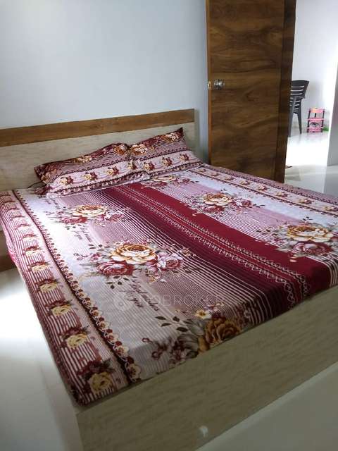 2 BHK Flat In Chesterfield for Rent  In Dhanori, Pune