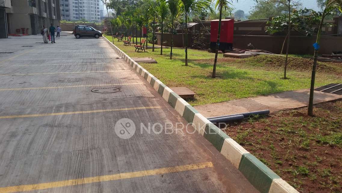 2 BHK Flat In Vihang Valley For Sale  In Kasarvadavali