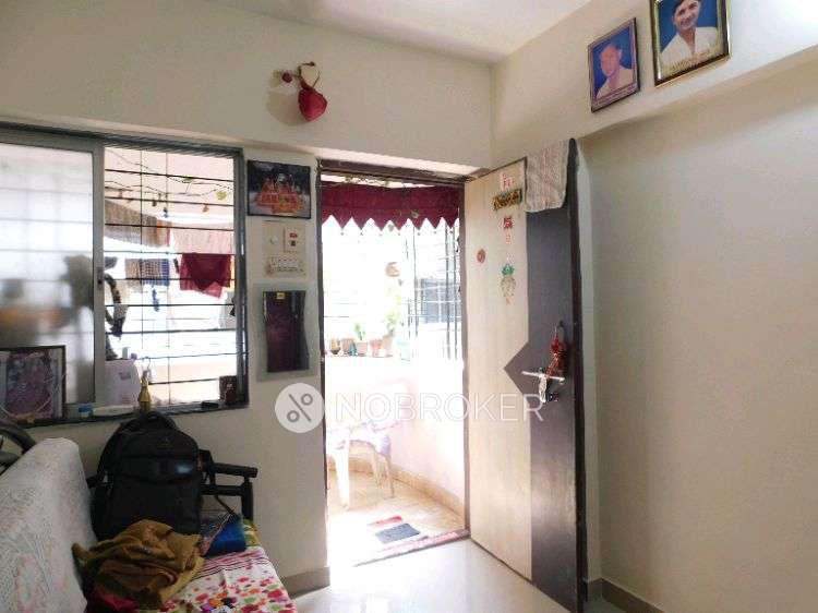 1 BHK Flat In Suhas Modi Society Sra For Sale  In Kandivali East