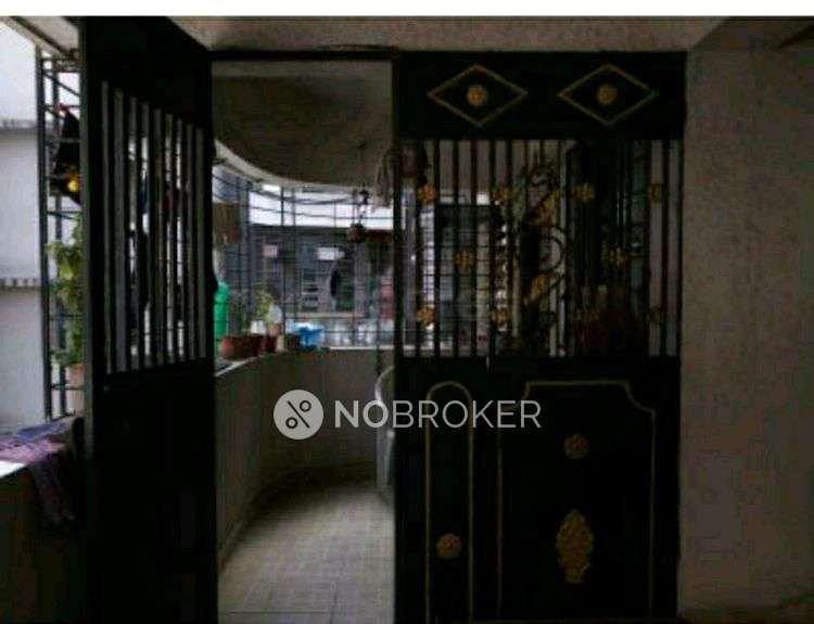 1 BHK Flat In Suhas Modi Society Sra For Sale  In Kandivali East