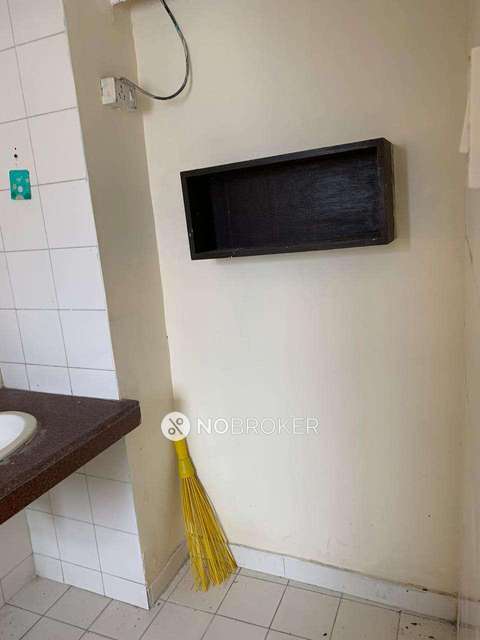 1 RK Flat In Piccadilly 1 For Sale  In Goregaon East