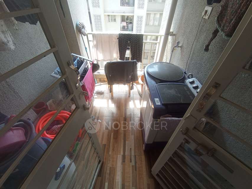 2 BHK Flat In Panama Park, Dhanori For Sale  In Dhanori