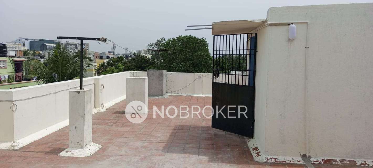 PG for Girls in Thoraipakkam