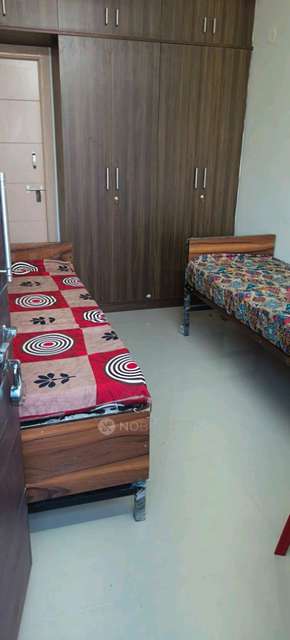 PG for Girls in Wilson Garden